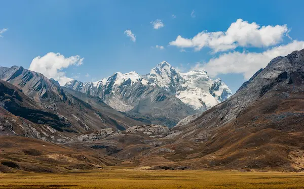 Top 15 highest mountains in Peru: Guide 2026
