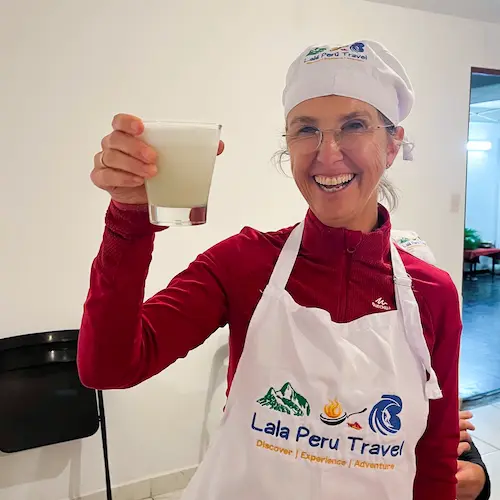 pisco sour with lala travel